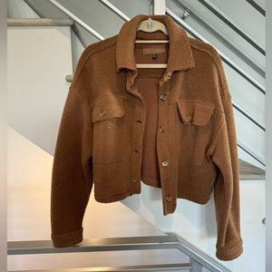 Blank NYC Cropped Sherpa Shirt Jacket in Brown, Size M